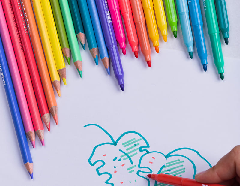 Descubra os tipos de lápis de cor e o melhor uso para cada um deles