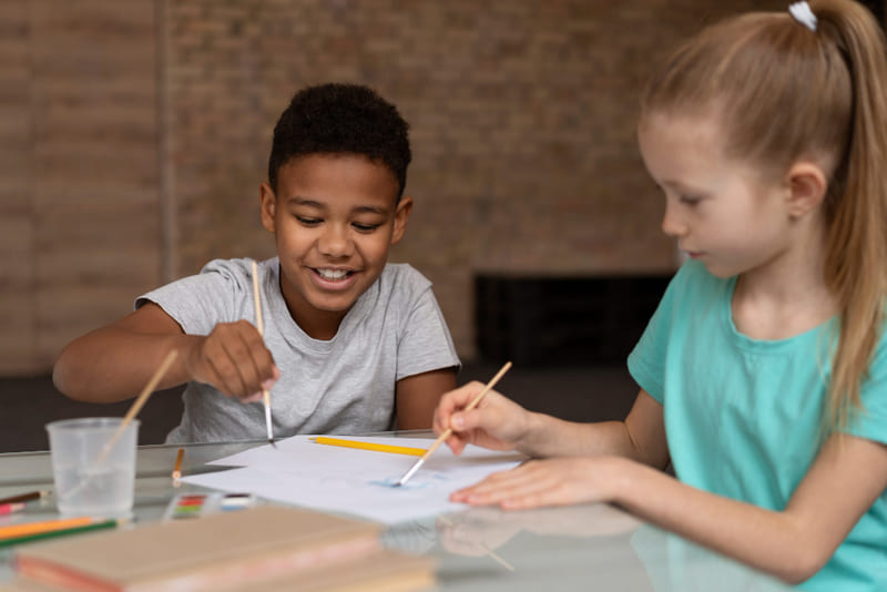 Como usar a aquarela escolar?